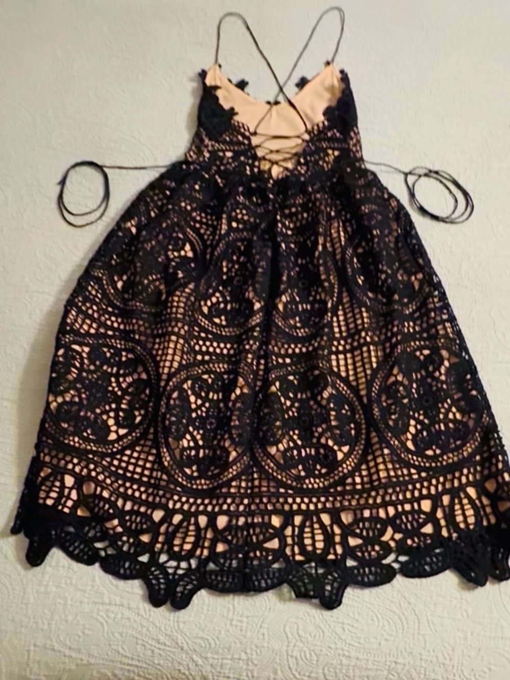 Two Sisters The Label Annabelle blk lace/nude slip, sz 6, tags.
